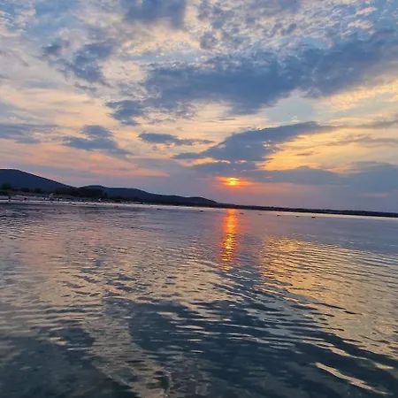 Lejlighed Eve Santa Marina Sea View - Sea, Pools, Relax